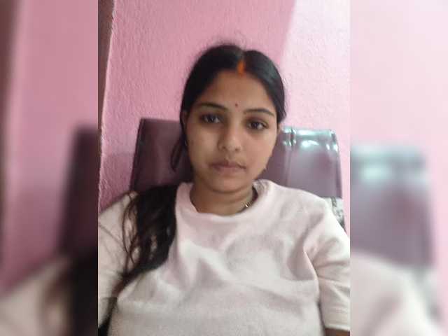 Tunnidelhi live cam on BongaCams