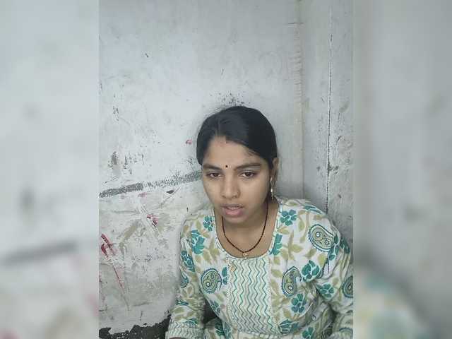 Tunnidelhi live cam on BongaCams