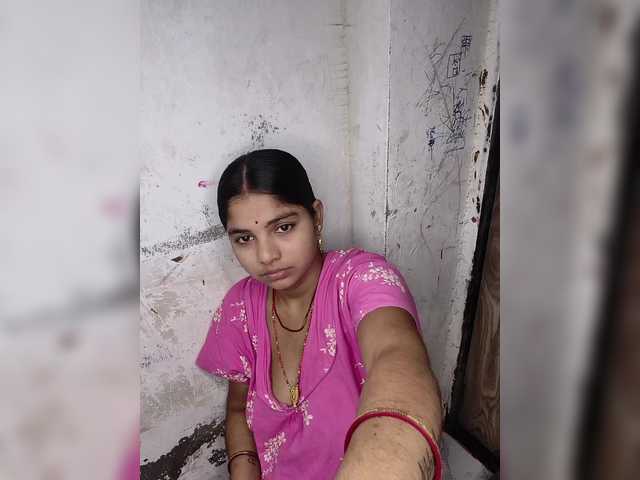 Tunnidelhi live webcam show