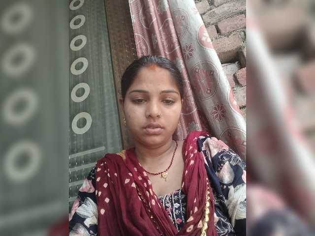 Tunnidelhi live cam on BongaCams