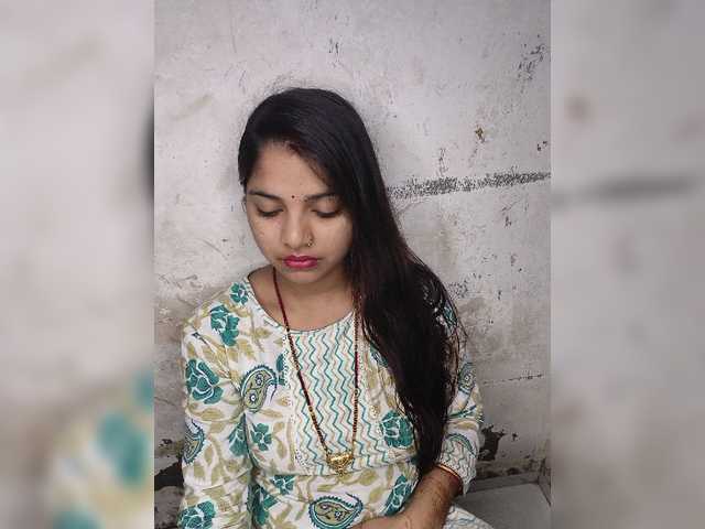 Tunnidelhi live cam on BongaCams
