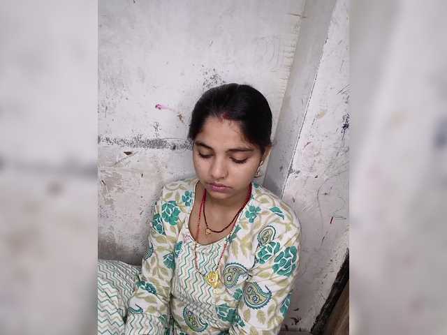 Tunnidelhi live cam on BongaCams