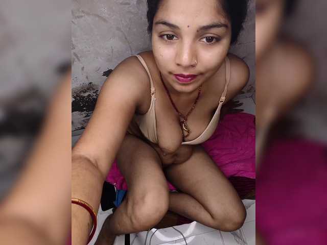 Tunnidelhi live cam
