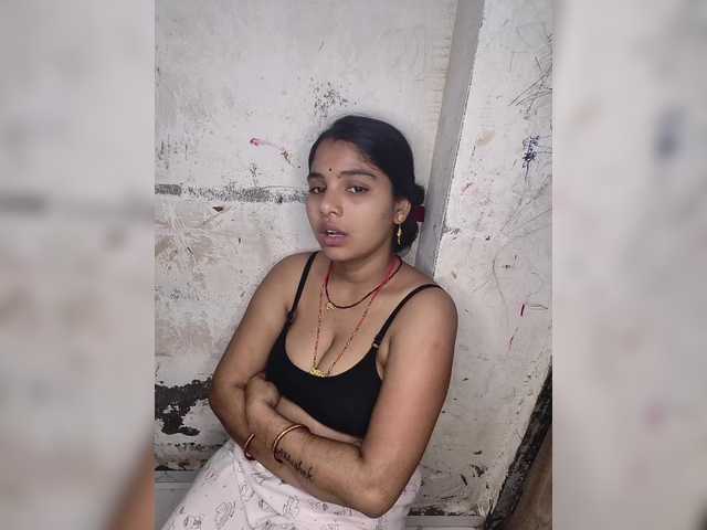 tunnidelhi live sex