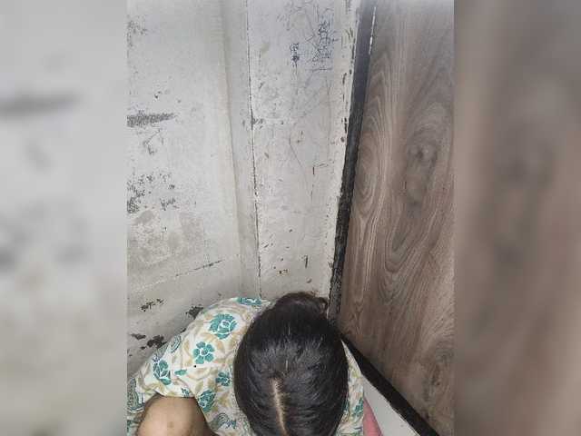 Tunnidelhi live cam on BongaCams
