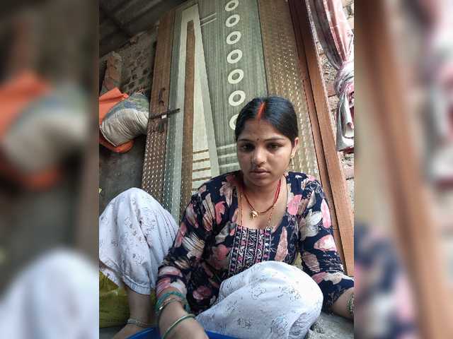 Tunnidelhi live cam on BongaCams