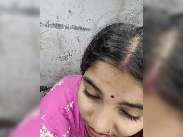 tunnidelhi cam belle