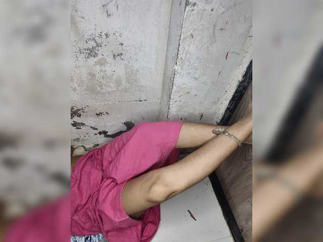 Tunnidelhi live cam