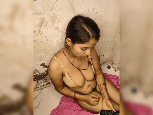 tunnidelhi live sex