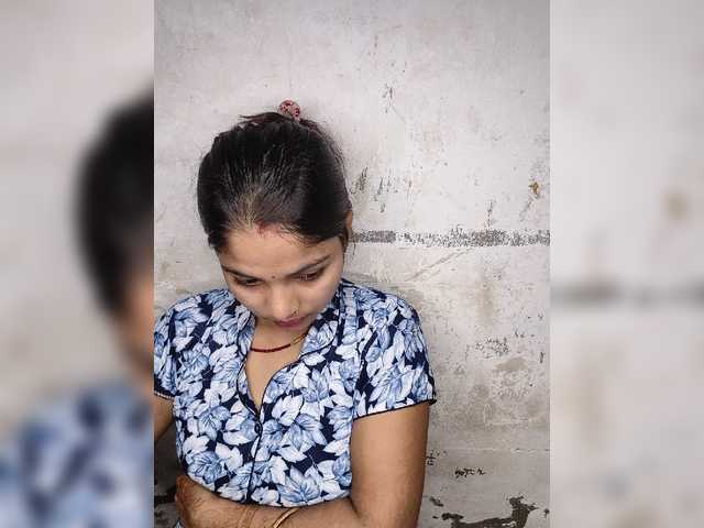 Tunnidelhi live cam on BongaCams