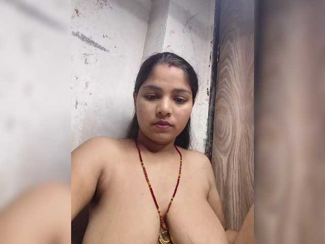 tunnidelhi cam belle