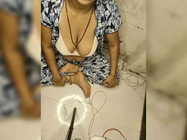 Tunnidelhi Live Webcam on BongaCams