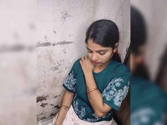 Tunnidelhi - Girl 