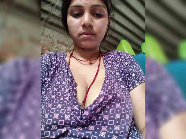 Tunnidelhi Live Webcam on BongaCams