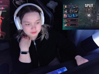 AlinaAdams Porn Show