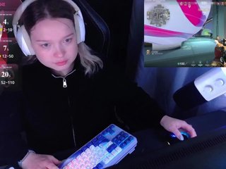 AlinaAdams Porn Show