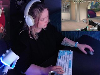 AlinaAdams Porn Show