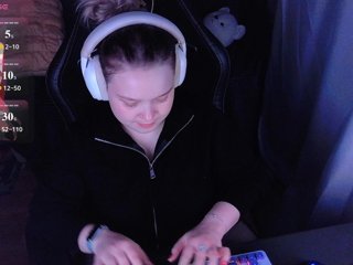 AlinaAdams Porn Show