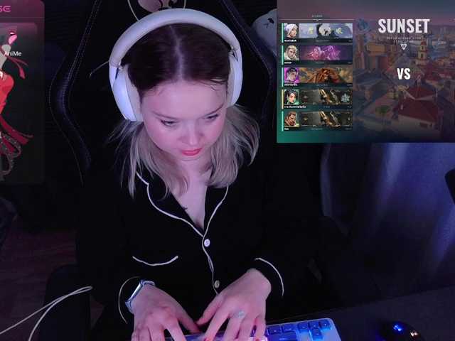 AlinaAdams