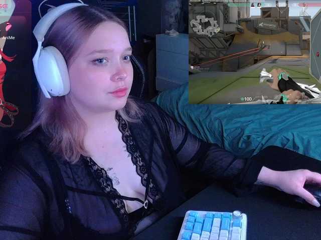 AlinaAdams live webcam show