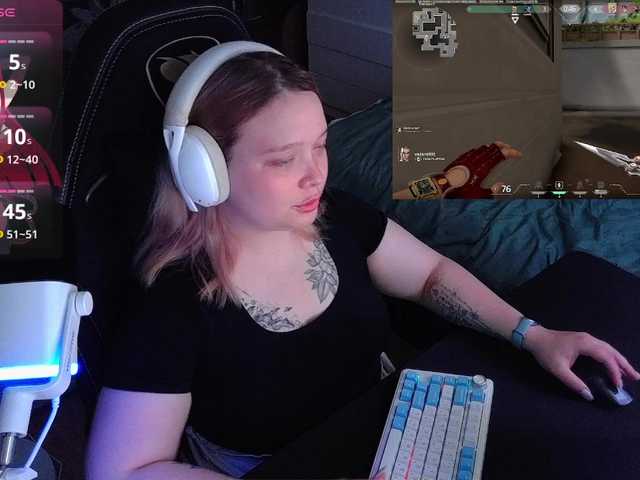 AlinaAdams live webcam show