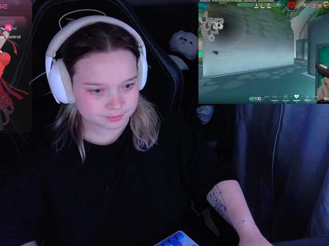 AlinaAdams