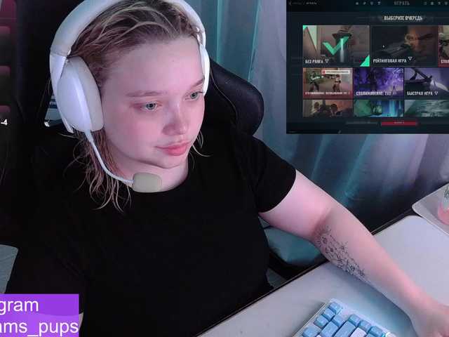 AlinaAdams live cam on BongaCams
