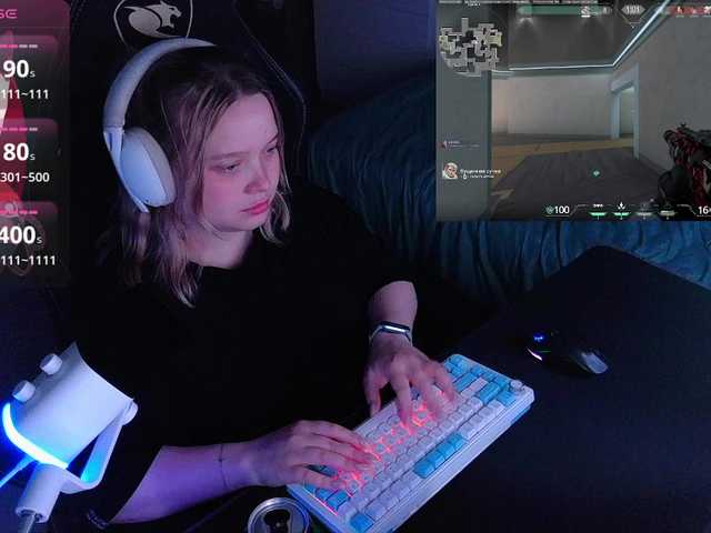 AlinaAdams live webcam show