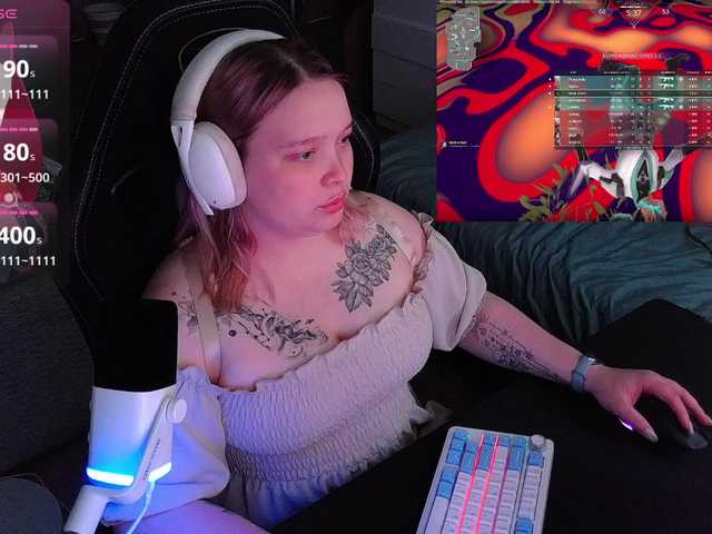 AlinaAdams live webcam show
