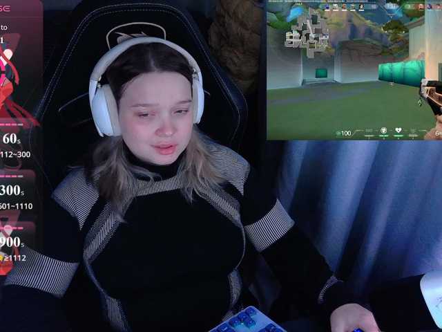 AlinaAdams live cam on BongaCams