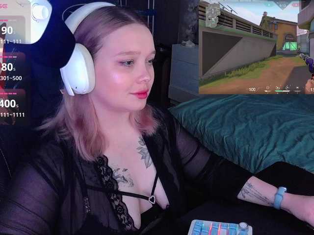 AlinaAdams Live Cam on BongaCams