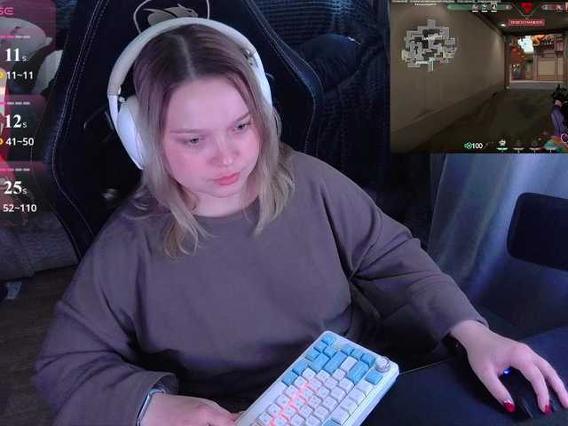 AlinaAdams live cam on BongaCams