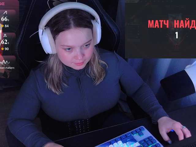 AlinaAdams