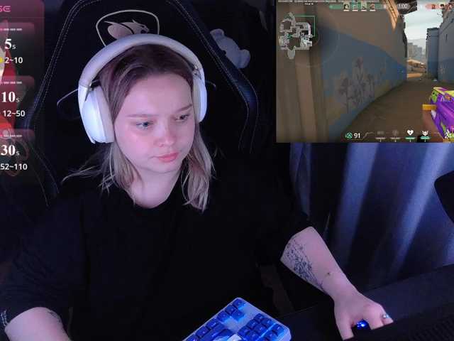 AlinaAdams