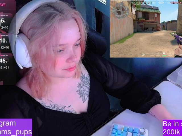 AlinaAdams live cam