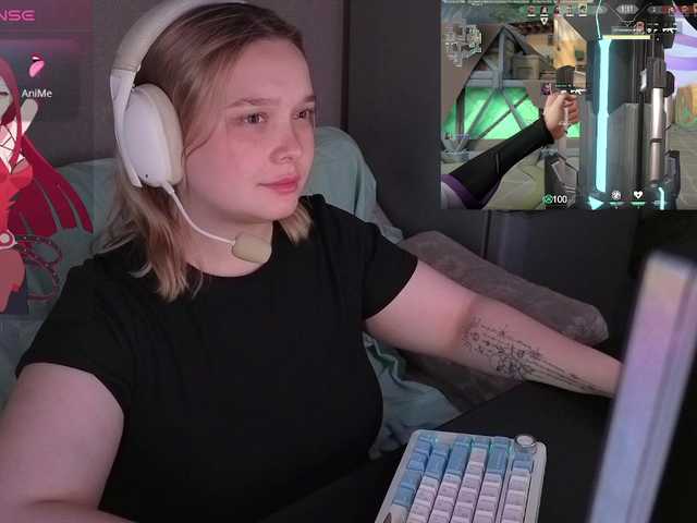 AlinaAdams
