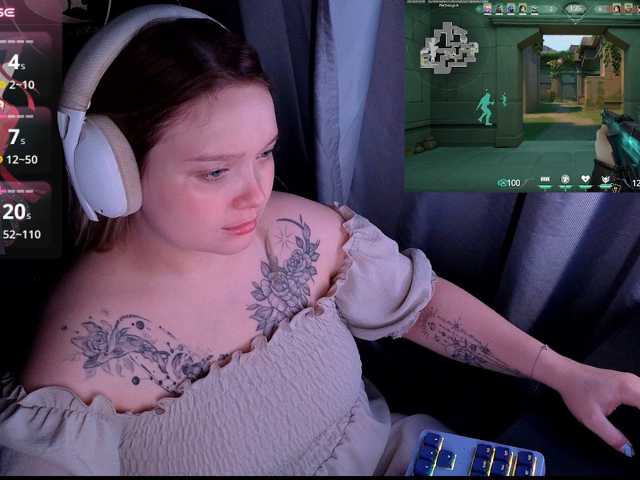 AlinaAdams live cam on BongaCams
