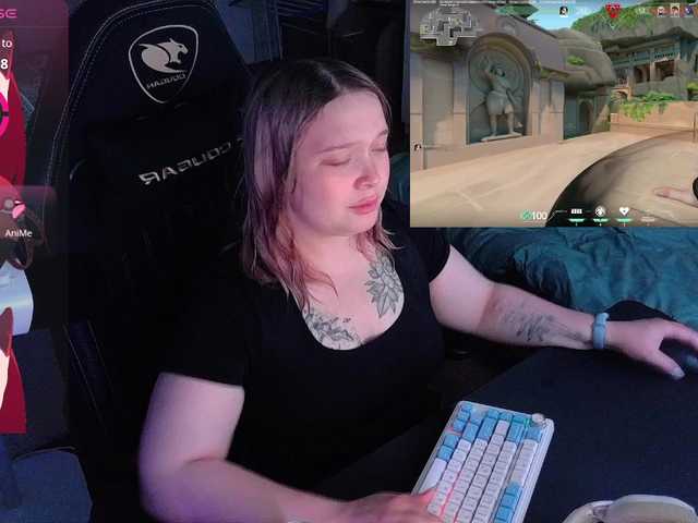 AlinaAdams Cam en direct sur BongaCams