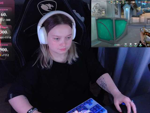 AlinaAdams live cam on BongaCams