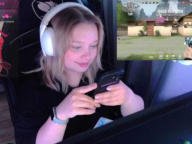 AlinaAdams live cam on BongaCams