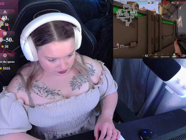 AlinaAdams