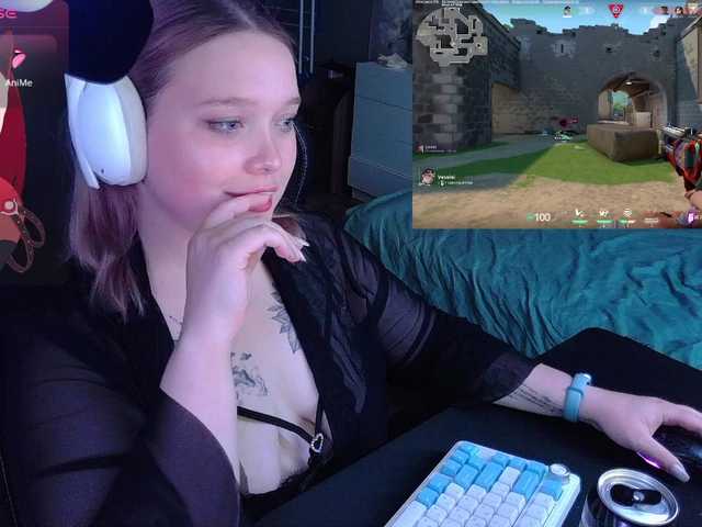 AlinaAdams live webcam show