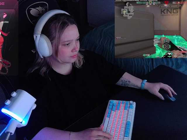 AlinaAdams live webcam show