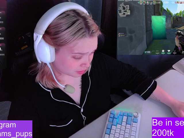 AlinaAdams live cam on BongaCams