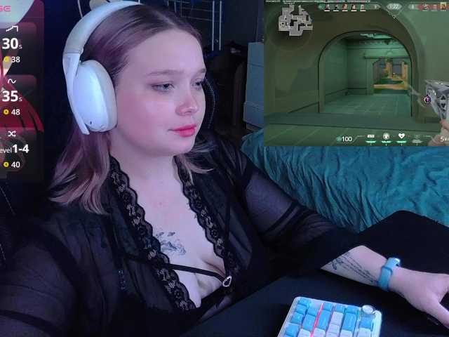 AlinaAdams live webcam show