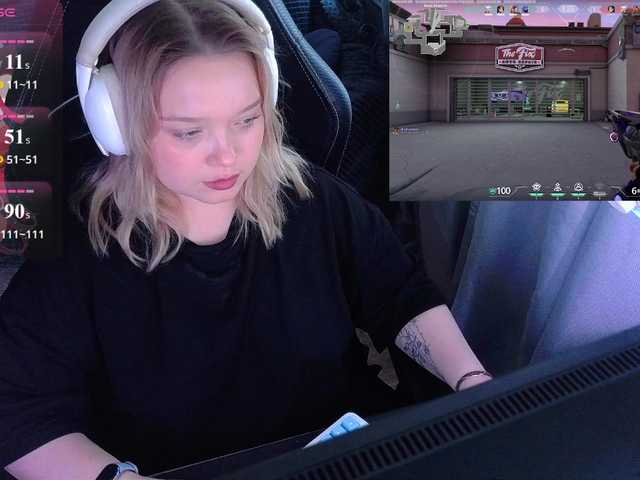 AlinaAdams live cam on BongaCams