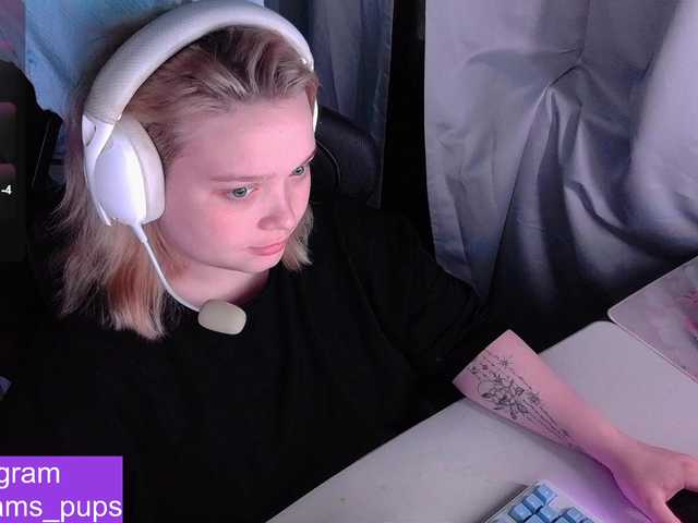 AlinaAdams live cam on BongaCams