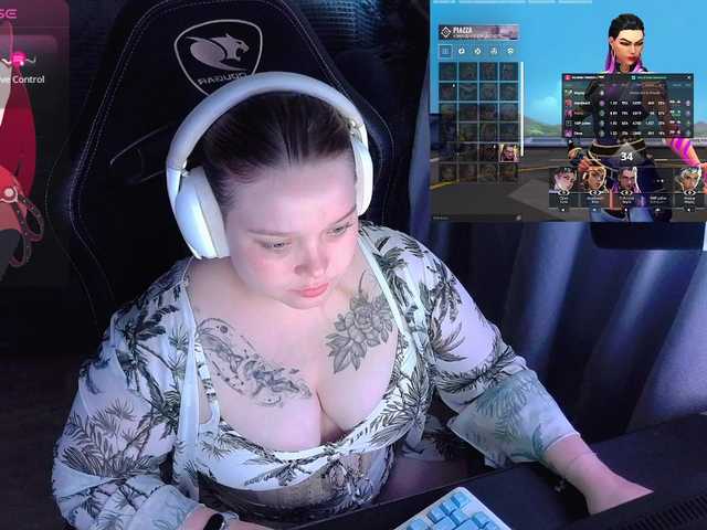 AlinaAdams live cam on BongaCams