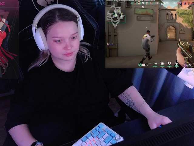 AlinaAdams