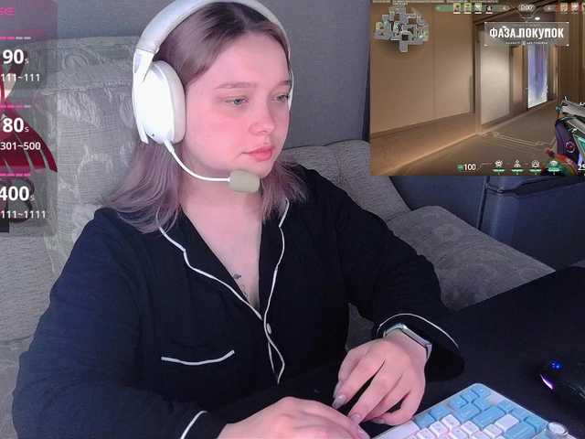 AlinaAdams live cam on BongaCams